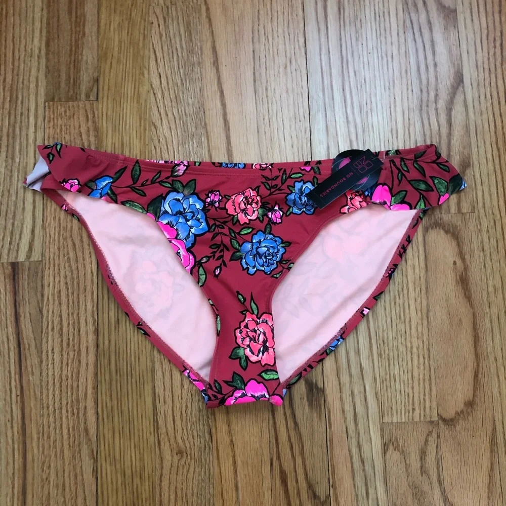 Bikini Bottoms BNWT Large